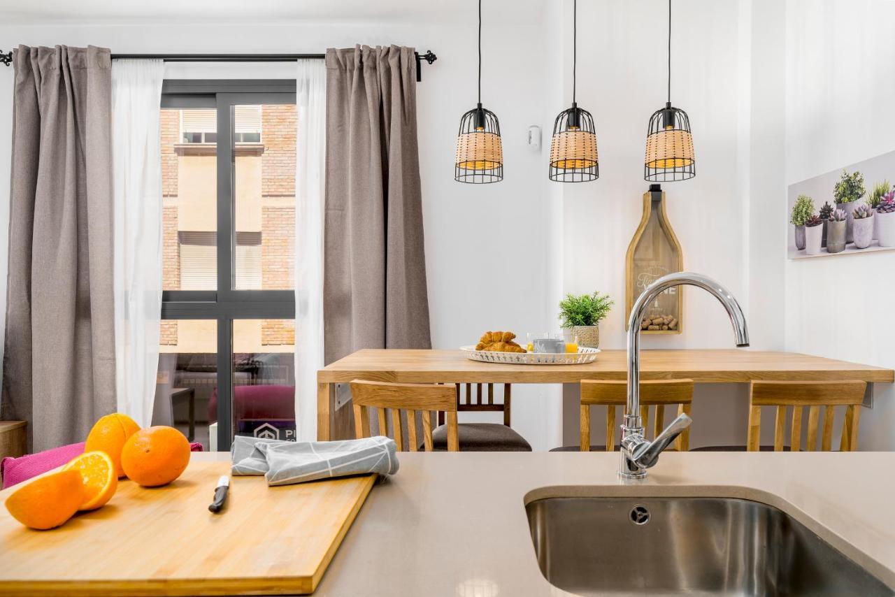 Apartamento Deluxe Con Piscina, Terraza & Parking Málaga Eksteriør bilde