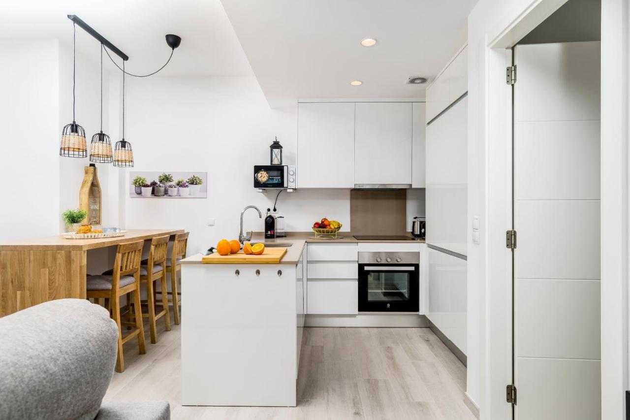 Apartamento Deluxe Con Piscina, Terraza & Parking Málaga Eksteriør bilde