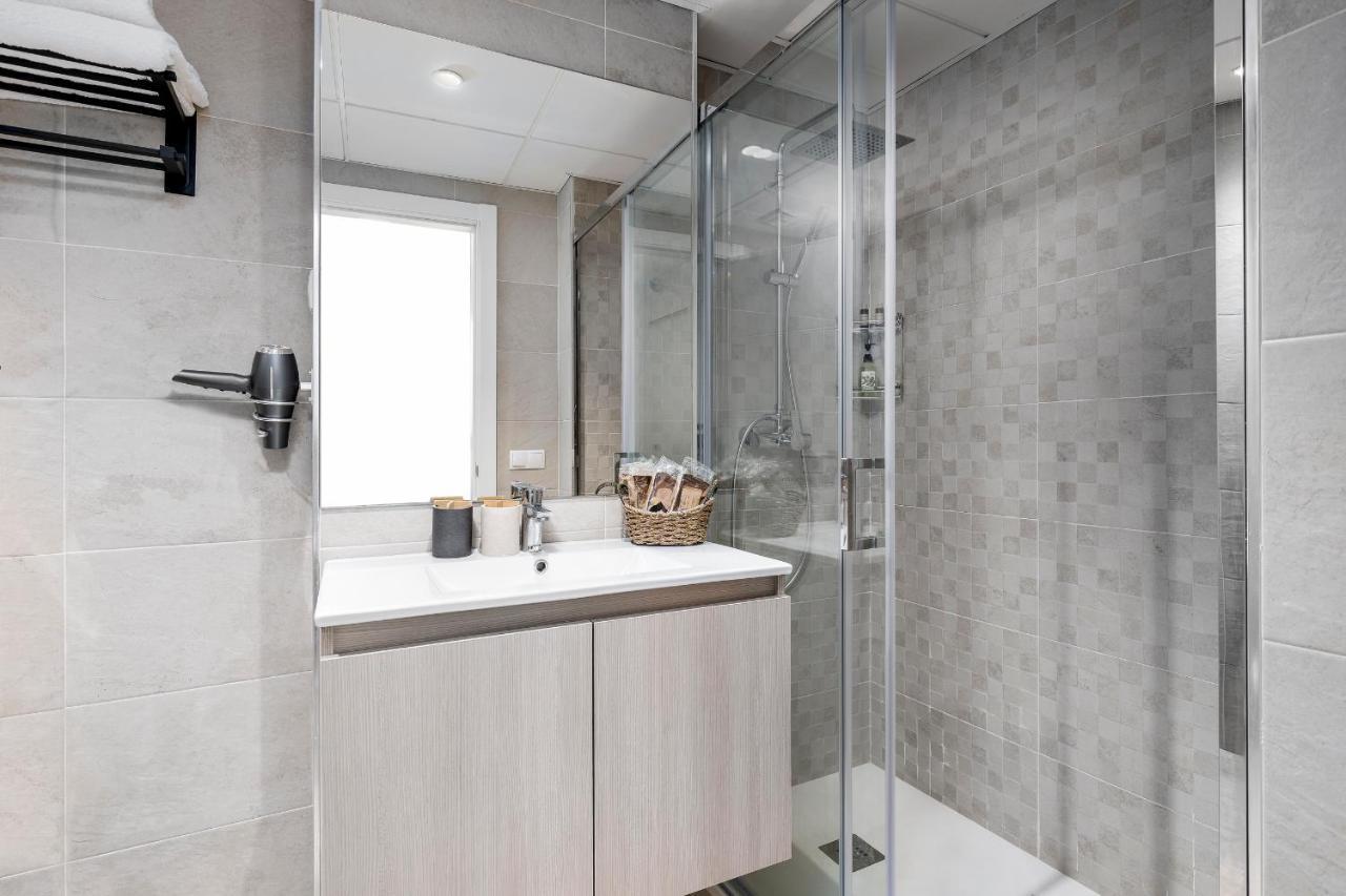 Apartamento Deluxe Con Piscina, Terraza & Parking Málaga Eksteriør bilde